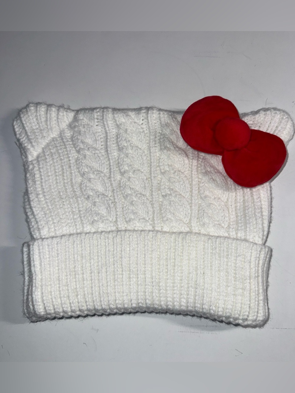 Aeropostale White Cable Knit Kids Beanie with Red Bow